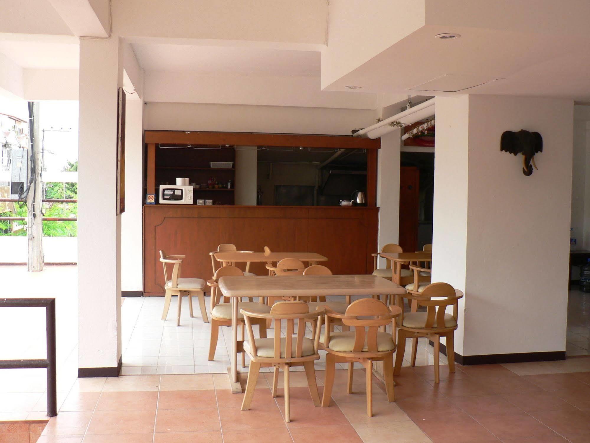 Paramita Pattaya Buitenkant foto